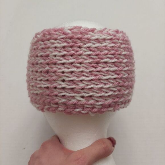 HANDMADE CROCHETED EARWARMER BY ME @ramosn - Picture 4 of 6